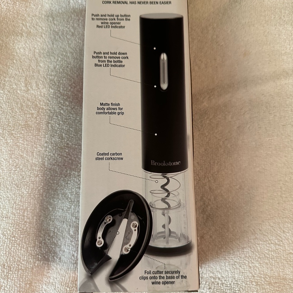 Brookstone Automatic Wine Opener and Wine Foul Cutter